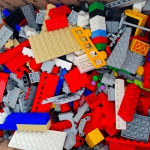 LEGO 5 LB Lot 5 pounds Bulk Lot. Condition is Pre-Owned Mixed lot random colors
